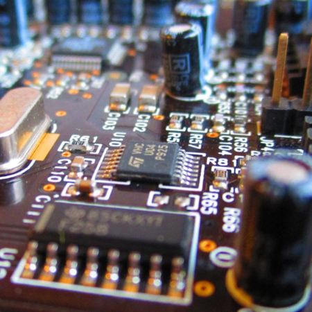 Circuitos Reprogramación de la Electrónica de Vehículos